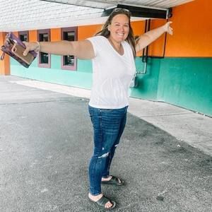 Meet your Posher, Elizabeth